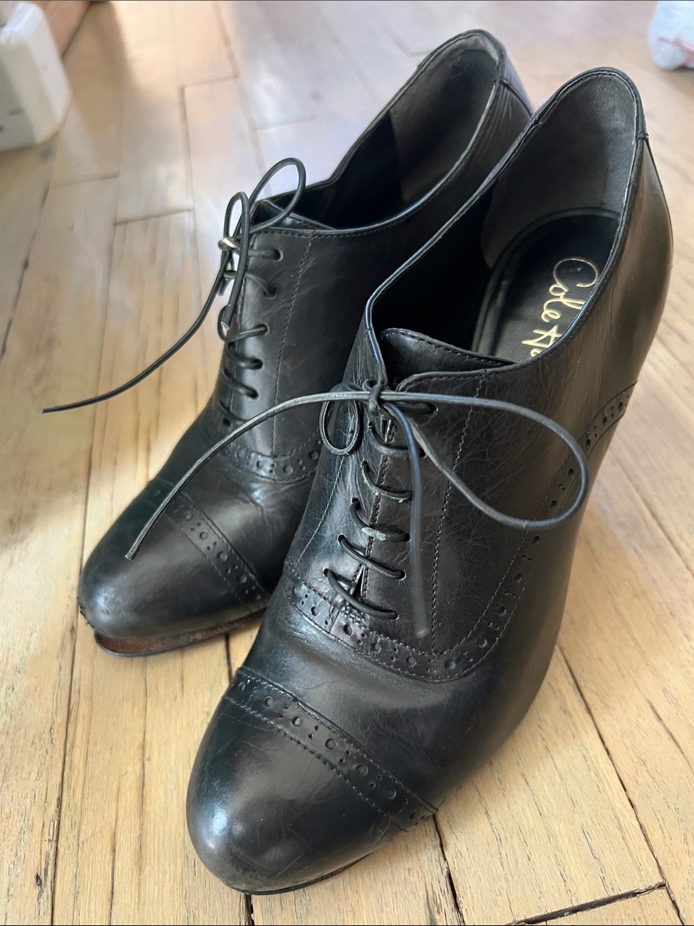 Y2K Vintage Lucinda Air Ox Pump Cole Haan Black Leather Lace-Up Oxford Heels